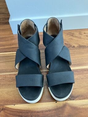 Womens Dr.Scholls wedge sandals